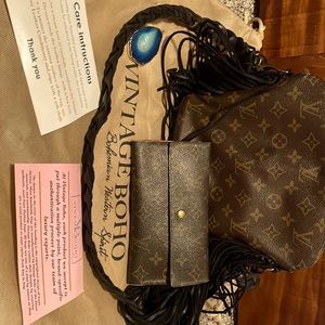 Beautiful Boho Vintage Louis Vuitton hand bag and wallet